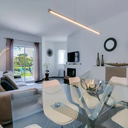 Luxury 3 Bedroom Apartment, * Albufeira