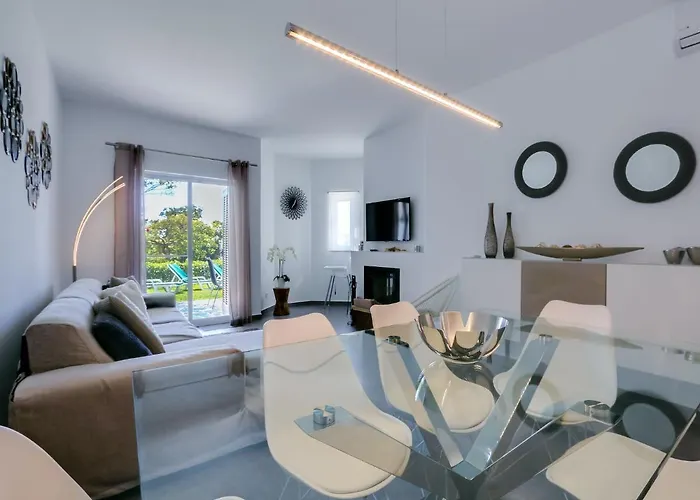 Luxury 3 Bedroom Apartment, * アルブフェイラ