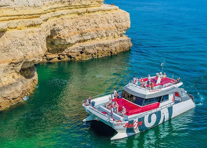 アパート Luxury 3 Bedroom Apartment, アルブフェイラ