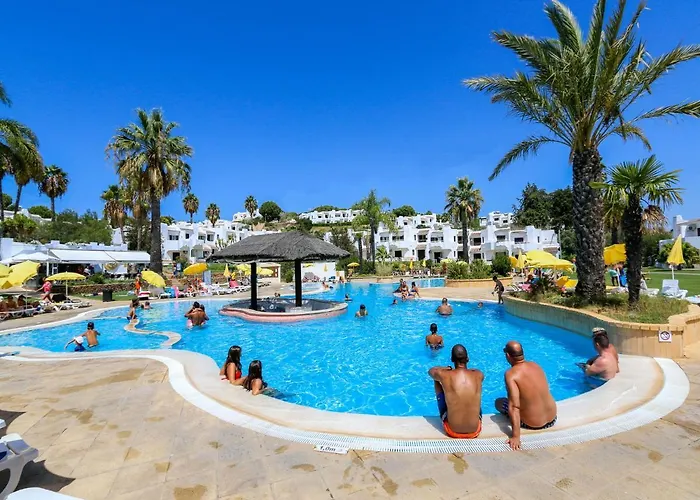 Luxury 3 Bedroom Apartment, *