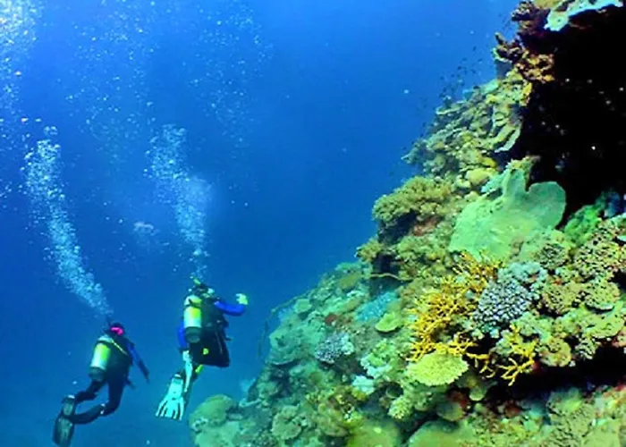 Luxury 3 Bedroom Apartment, アパート