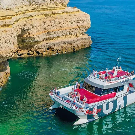 Апартаменты Luxury 3 Bedroom Apartment, Албуфейра