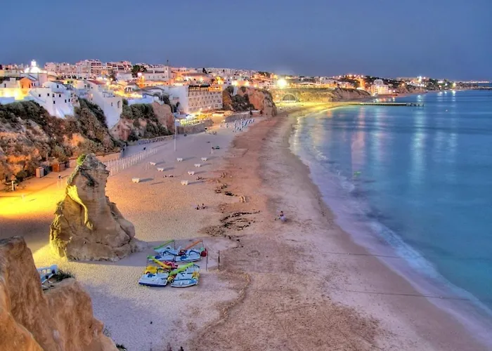 Luxury 3 Bedroom Apartment, Αλμπουφέιρα