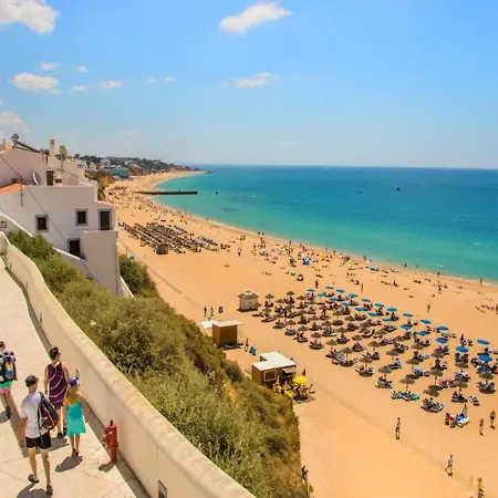 Luxury 3 Bedroom Apartment, Albufeira