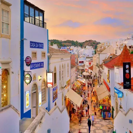 Apartment Luxury 3 Bedroom Apartment, *