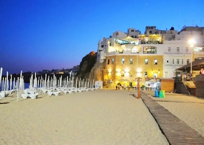 Luxury 3 Bedroom Apartment, *