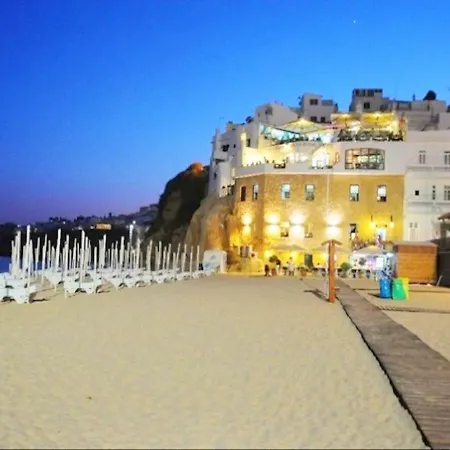 Luxury 3 Bedroom Apartment, *